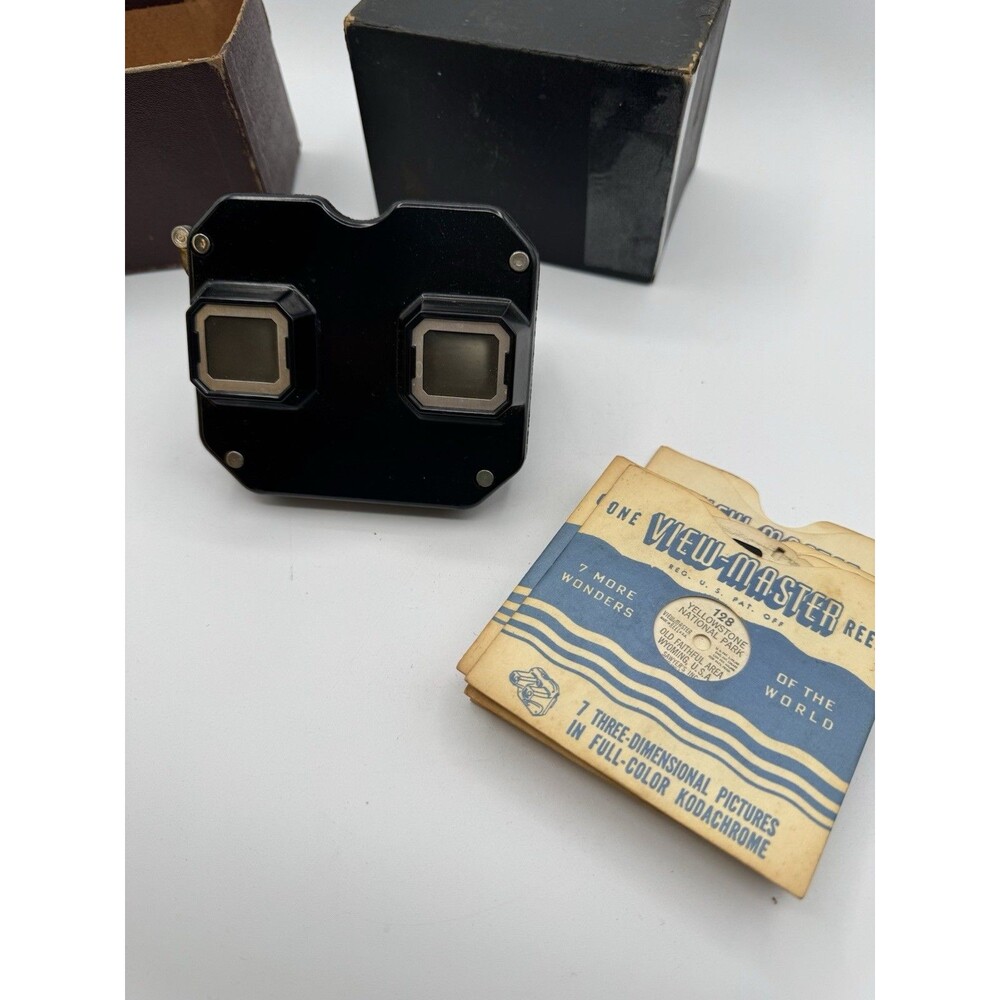 Vintage Sawyer’s ViewMaster Bakelite Viewer w/12 Reels National Parks